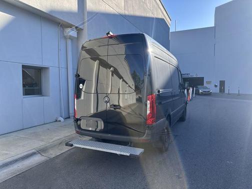 2023 Mercedes-Benz Sprinter 1500 Standard Roof 4-Cyl Gas