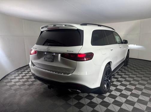 2025 Mercedes-Benz GLS 450 4MATIC