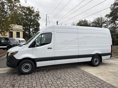 2025 Mercedes-Benz Sprinter 2500 High Roof