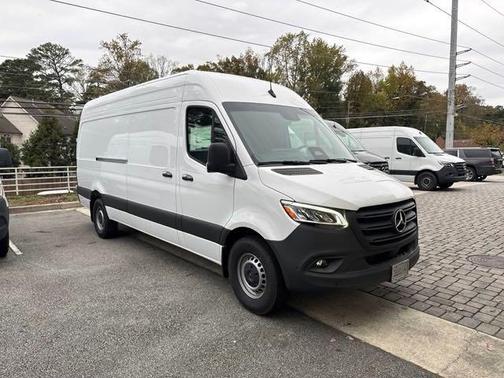 2025 Mercedes-Benz Sprinter 2500 High Roof