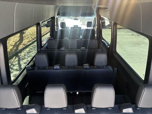2025 Mercedes-Benz Sprinter 2500 High Roof