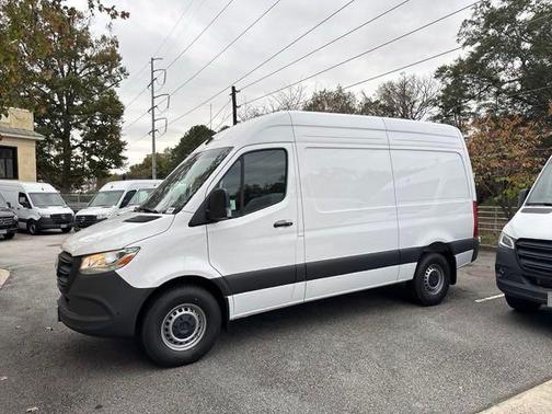 2025 Mercedes-Benz Sprinter 2500 Standard Roof