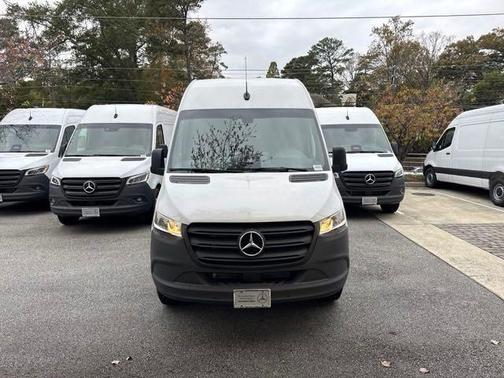 2025 Mercedes-Benz Sprinter 2500 Standard Roof