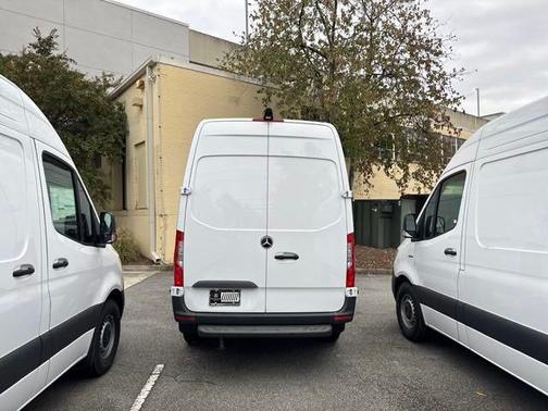 2025 Mercedes-Benz Sprinter 2500 Standard Roof