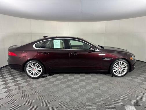 2018 Jaguar XF 35t Prestige