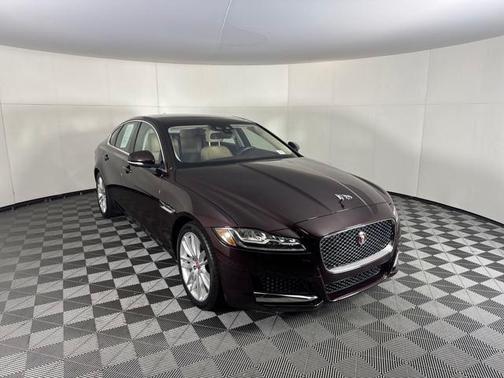 2018 Jaguar XF 35t Prestige