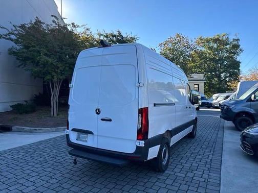 2025 Mercedes-Benz Sprinter 2500 Standard Roof