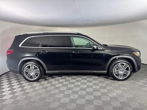 2024 Mercedes-Benz GLS 450 4MATIC