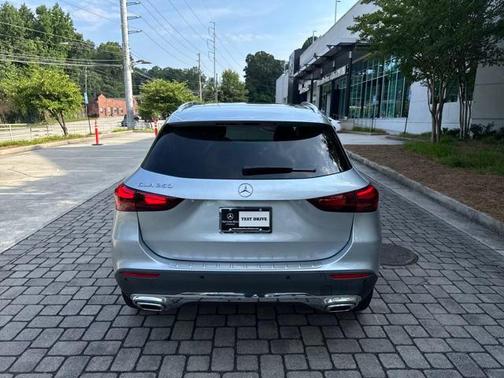 2025 Mercedes-Benz GLA 250 4MATIC