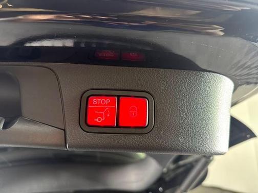 2024 Mercedes-Benz GLB 250 4MATIC