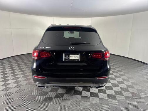 2021 Mercedes-Benz GLC 300 Base