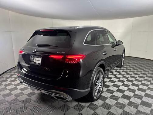 2024 Mercedes-Benz GLC 300 4MATIC