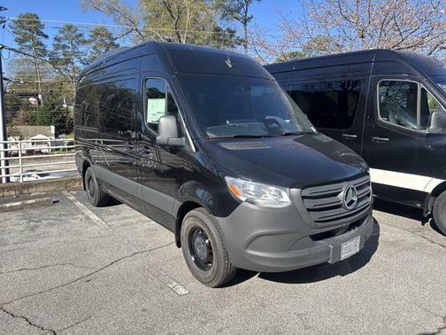 2025 Mercedes-Benz Sprinter 2500 Standard Roof