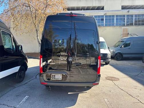 2025 Mercedes-Benz Sprinter 2500 Standard Roof