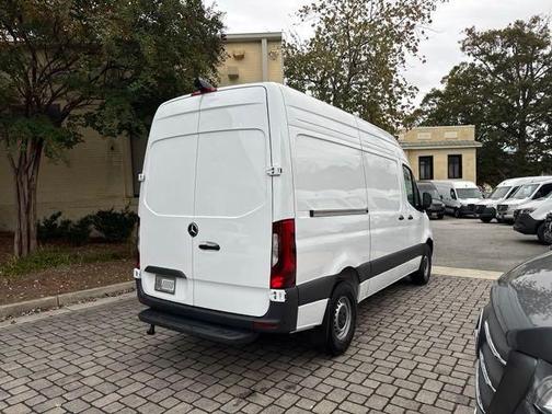 2025 Mercedes-Benz Sprinter 2500 Standard Roof