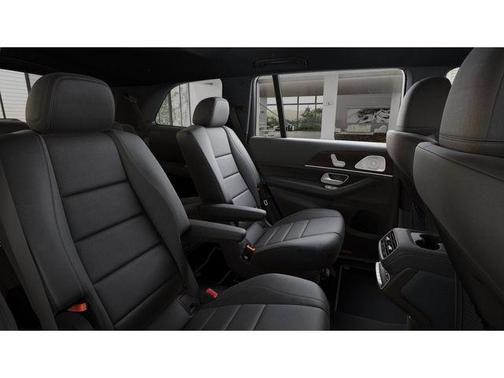 2025 Mercedes-Benz GLS 450 4MATIC