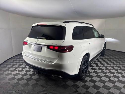 2025 Mercedes-Benz GLS 450 4MATIC
