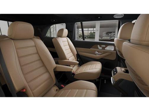 2025 Mercedes-Benz GLS 580 4MATIC
