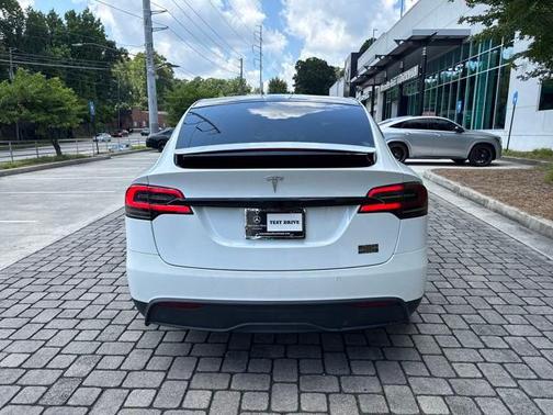 2022 Tesla Model X Plaid Tri Motor All-Wheel Drive