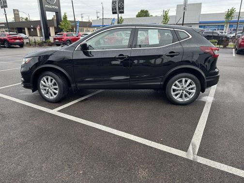 2020 Nissan Rogue Sport S
