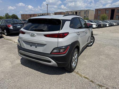2022 Hyundai KONA SEL