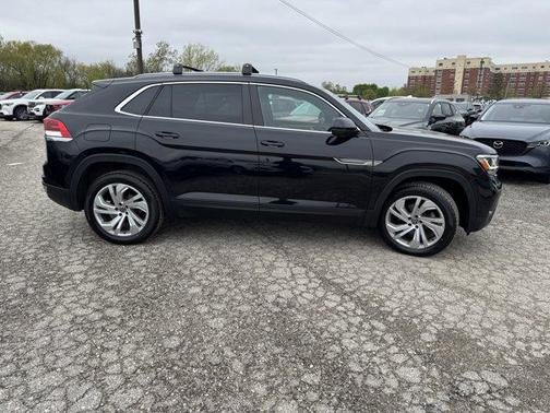 2020 Volkswagen Atlas Cross Sport 2.0T SEL