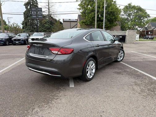 Granite Crystal Metallic Clearcoat 2015 Chrysler 200 Limited