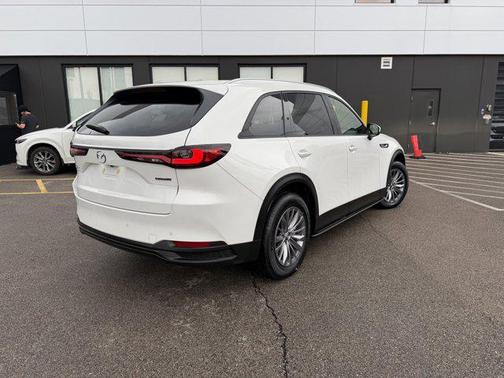 Rhodium White Premium 2025 Mazda CX-90 3.3 Turbo Preferred