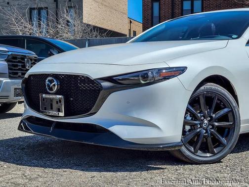 Snowflake White Pearl Mica 2026 Mazda Mazda3 2.5 Turbo AWD
