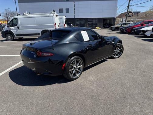 2022 Mazda MX-5 Miata RF Grand Touring