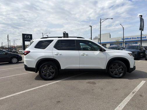 2023 Honda Pilot AWD Sport
