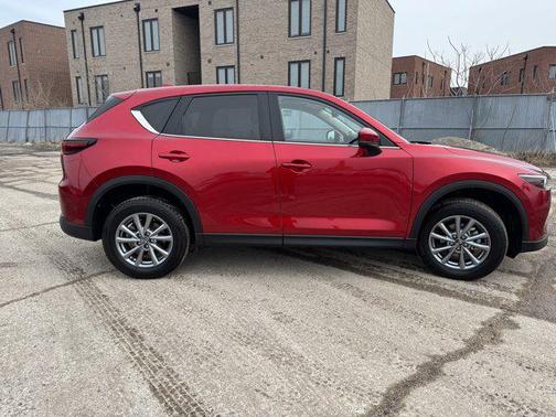 2023 Mazda CX-5 2.5 S Preferred Package