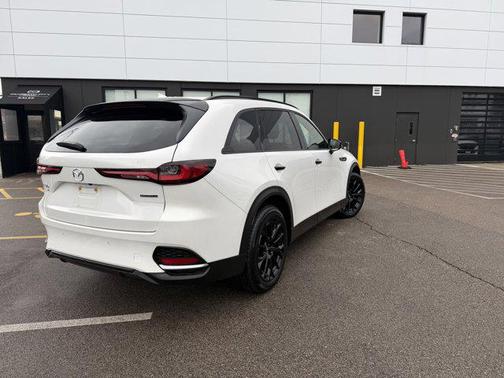 Rhodium White Premium 2025 Mazda CX-70 3.3 Turbo Premium Plus Package