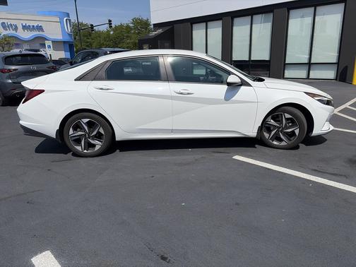 Quartz White 2023 Hyundai ELANTRA SEL