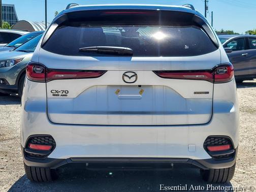 Rhodium White Premium 2026 Mazda CX-70 PHEV SC