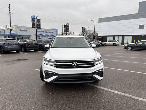 2024 Volkswagen Tiguan 2.0T SE