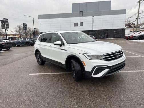 2024 Volkswagen Tiguan 2.0T SE