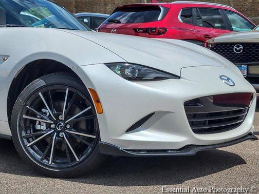 Snowflake White Pearl Mica 2026 Mazda MX-5 Miata Grand Touring