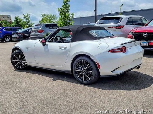 Snowflake White Pearl Mica 2026 Mazda MX-5 Miata Grand Touring