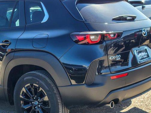 2025 Mazda CX-50 Hybrid Preferred Package