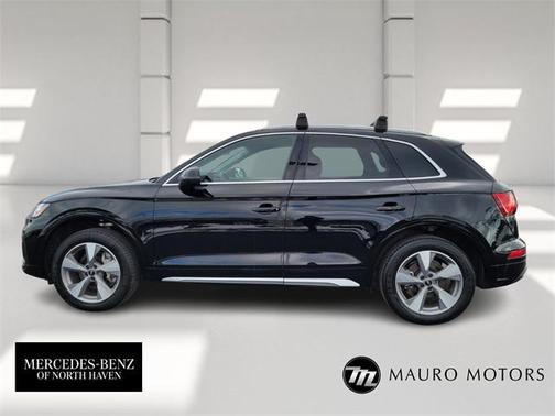 2023 Audi Q5 40 Premium Plus