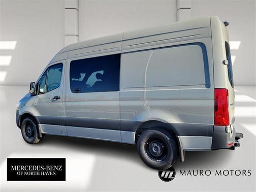 2025 Mercedes-Benz Sprinter 2500 Standard Roof