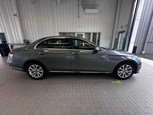 2019 Mercedes-Benz E-Class E 300