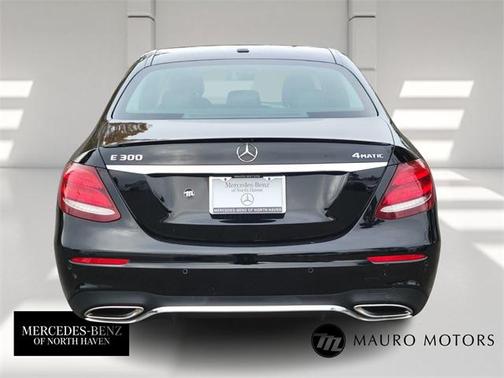 2017 Mercedes-Benz E-Class 4MATIC