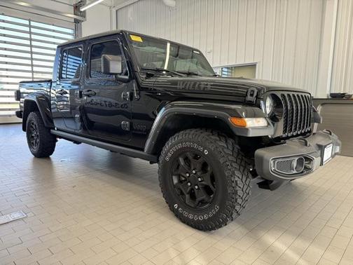 2022 Jeep Gladiator Sport