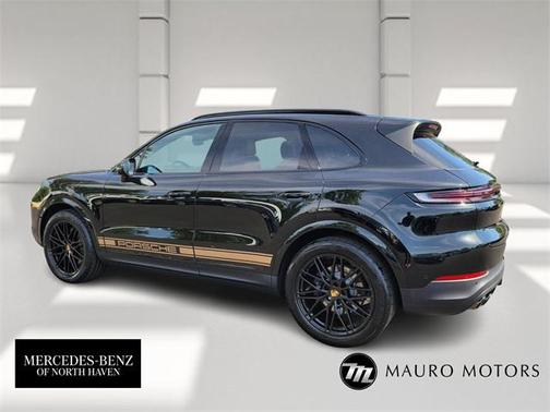 2024 Porsche Cayenne Base