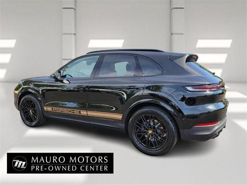 2024 Porsche Cayenne Base