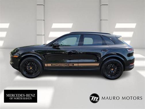 2024 Porsche Cayenne Base