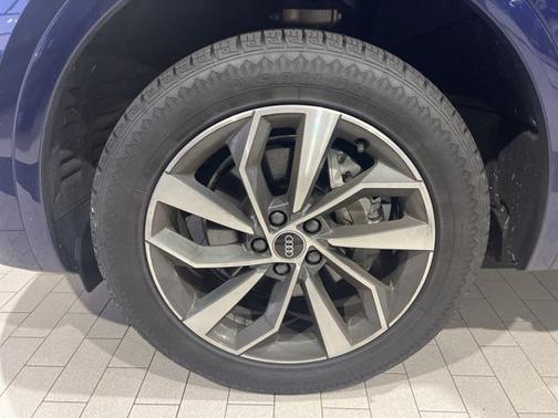 2022 Audi Q5 45 S line Premium Plus