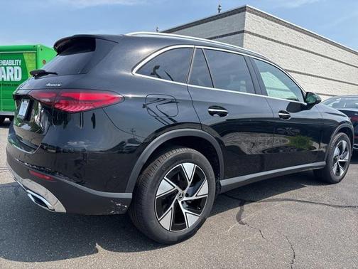 2024 Mercedes-Benz GLC 300 4MATIC